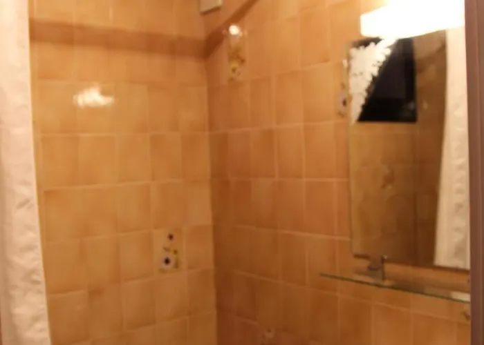 Serac - Location: Pour 4 Personnes Dans Le De La Station Mae-9079